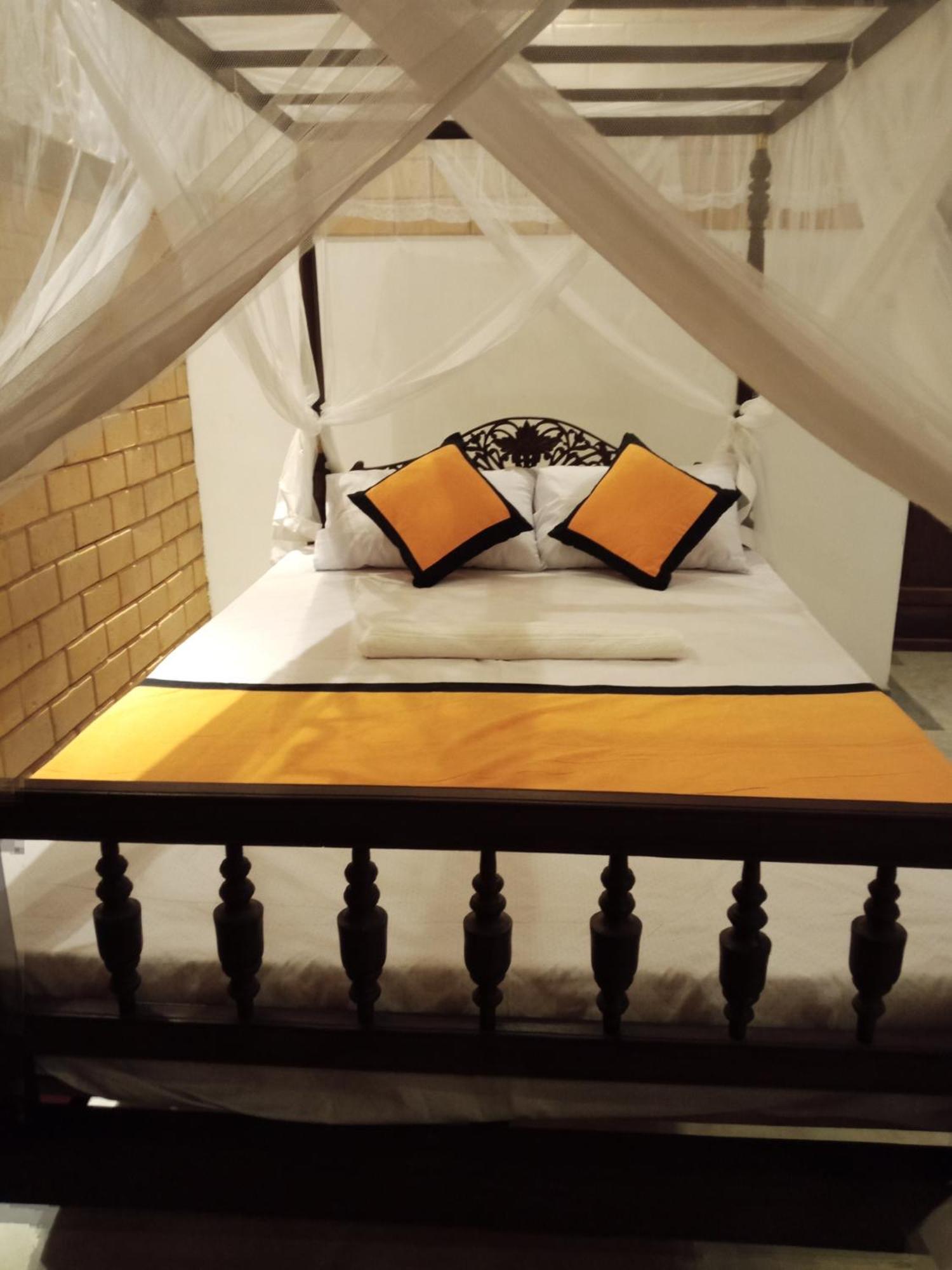 The Brick Wonder Hotell Habaraduwa Central Eksteriør bilde
