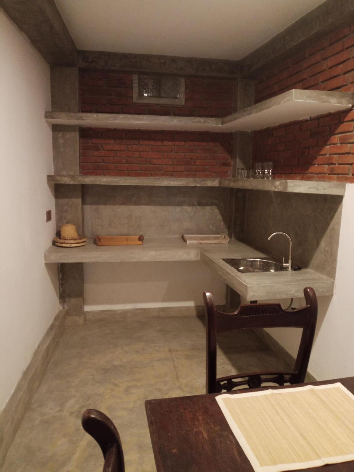 The Brick Wonder Hotell Habaraduwa Central Eksteriør bilde