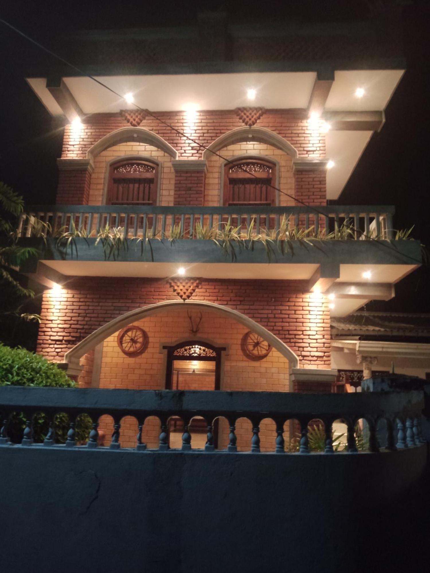 The Brick Wonder Hotell Habaraduwa Central Eksteriør bilde